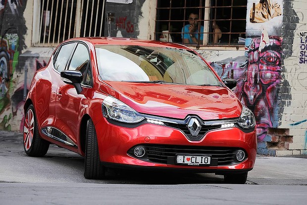 2013 Renault Clio IV revealed –