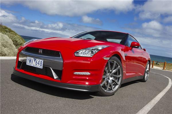 Review - 2012 Nissan GTR First Drive