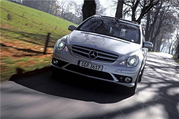 Review - Mercedes-Benz R-Class Review and Road Test