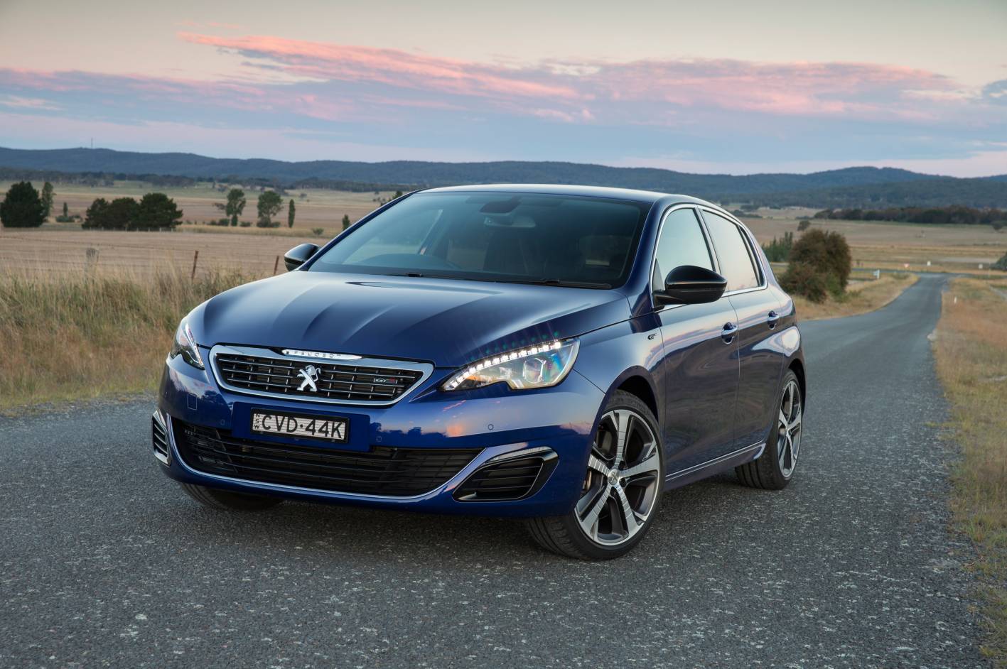 Review 15 Peugeot 308 Gt Review And Road Test