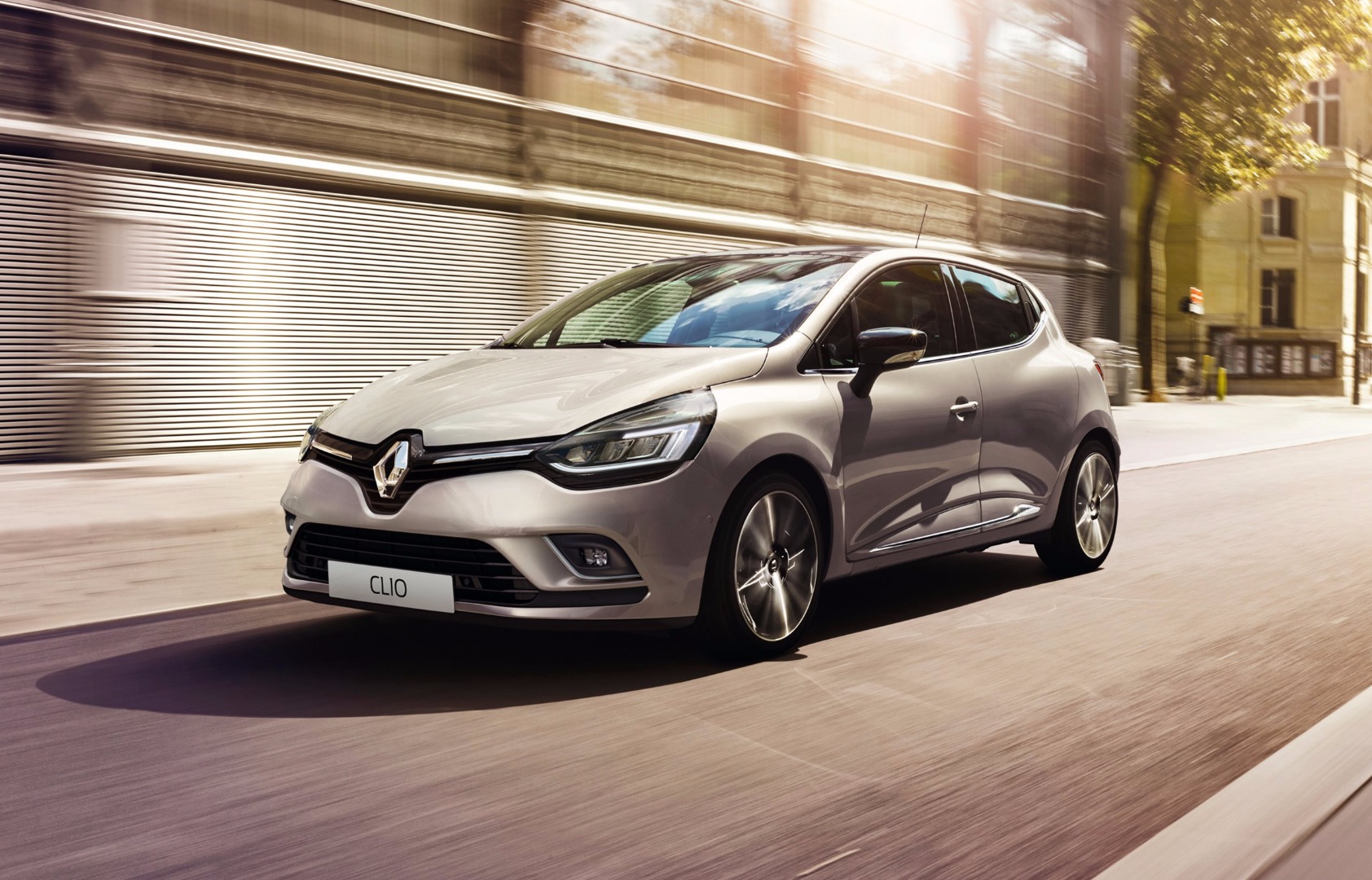 News Next Renault Clio To Get Big Interior Upgrade Hybrid Assist