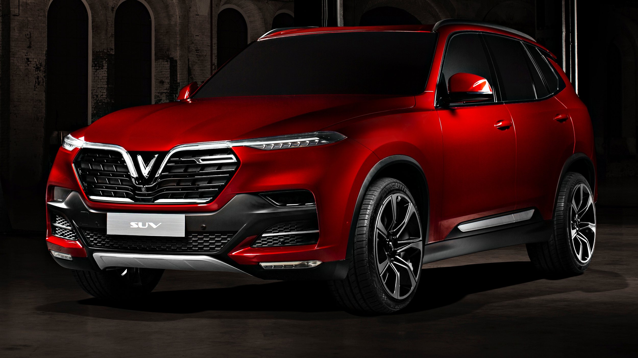 News - VinFast Says ‘Xin Chao’ And Unveils SUV, Saloon